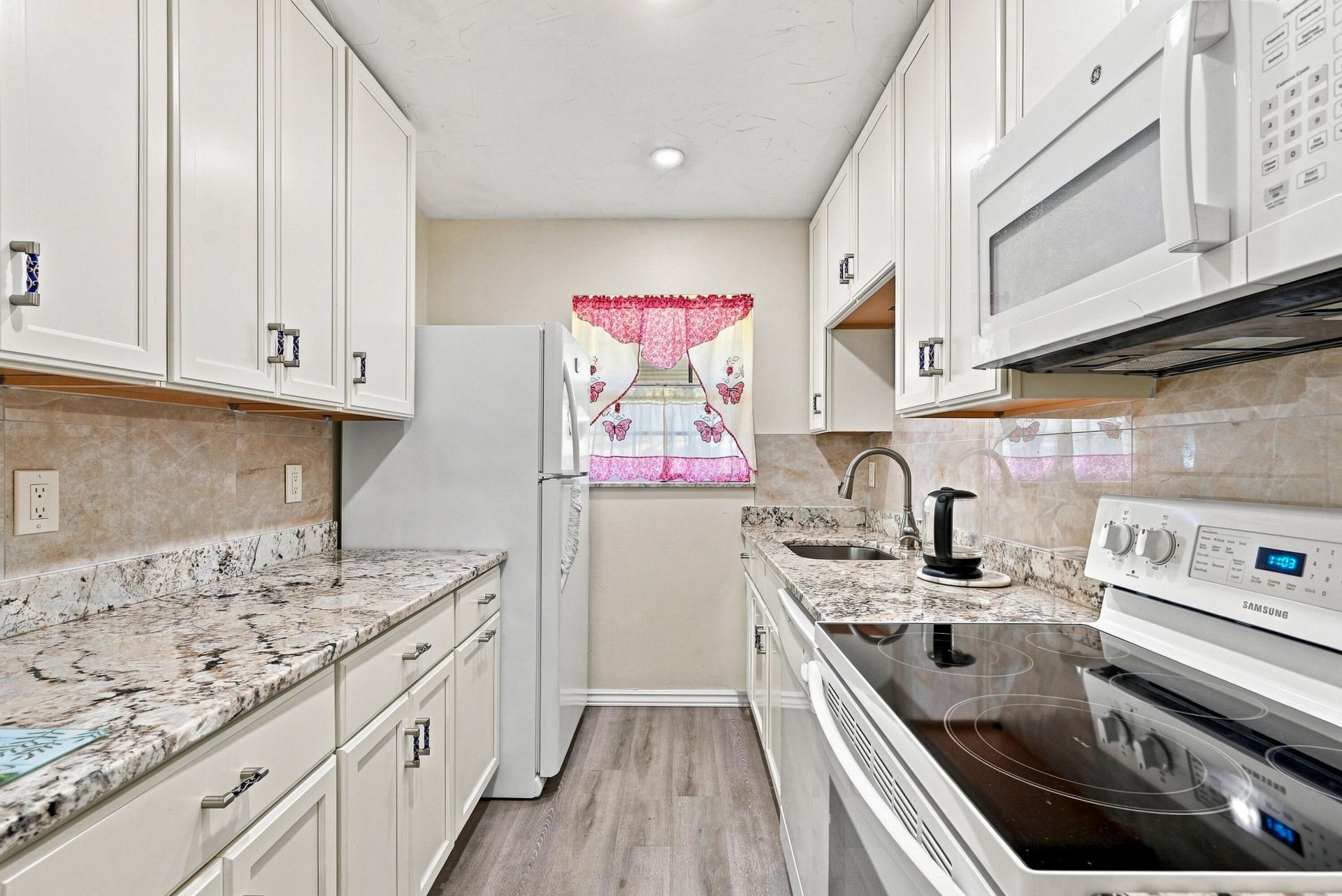 912 Savannas Point Drive, Unit Apt b, Fort Pierce, FL 34982 Photo