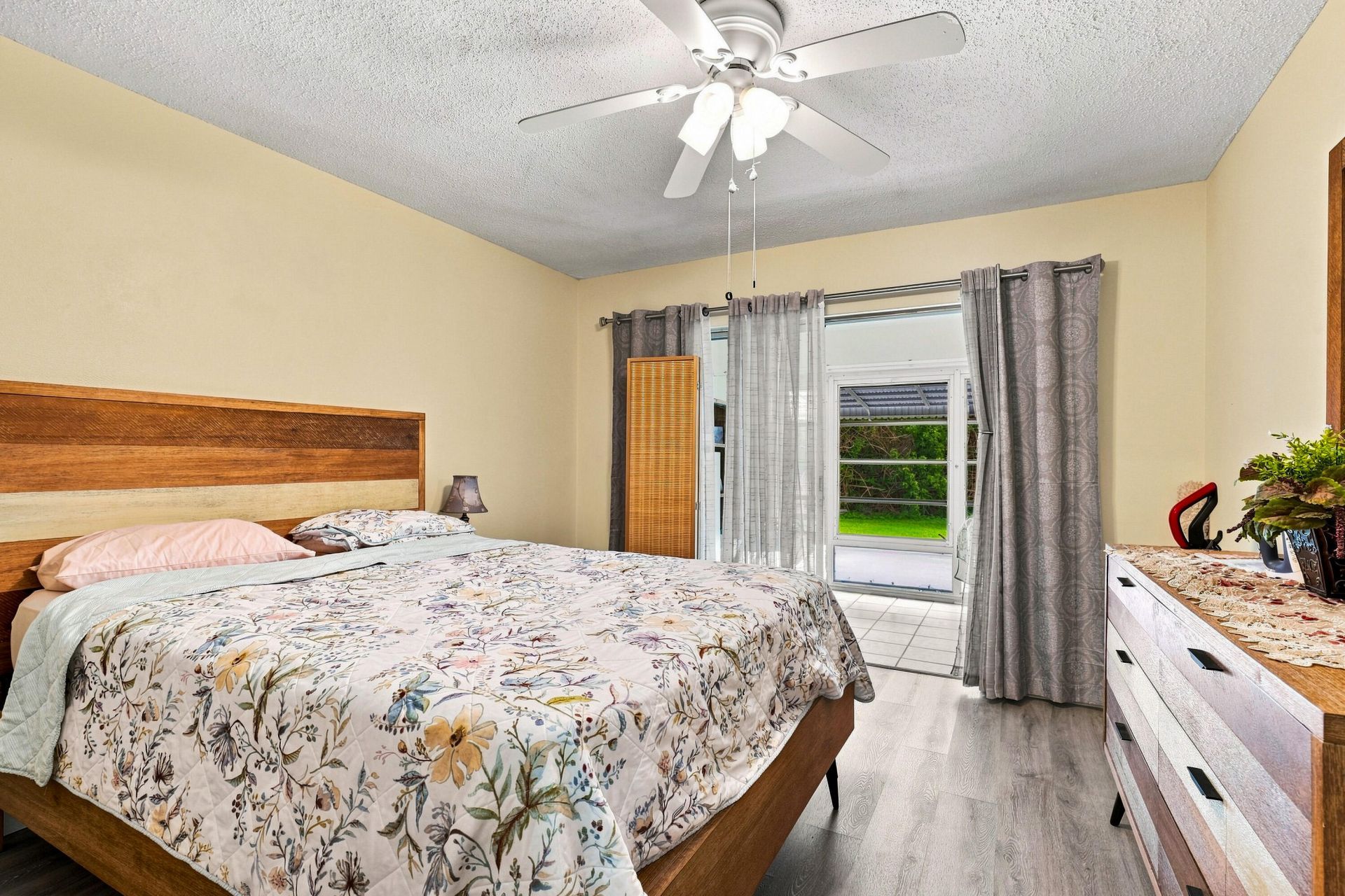 912 Savannas Point Drive, Unit Apt b, Fort Pierce, FL 34982 Photo