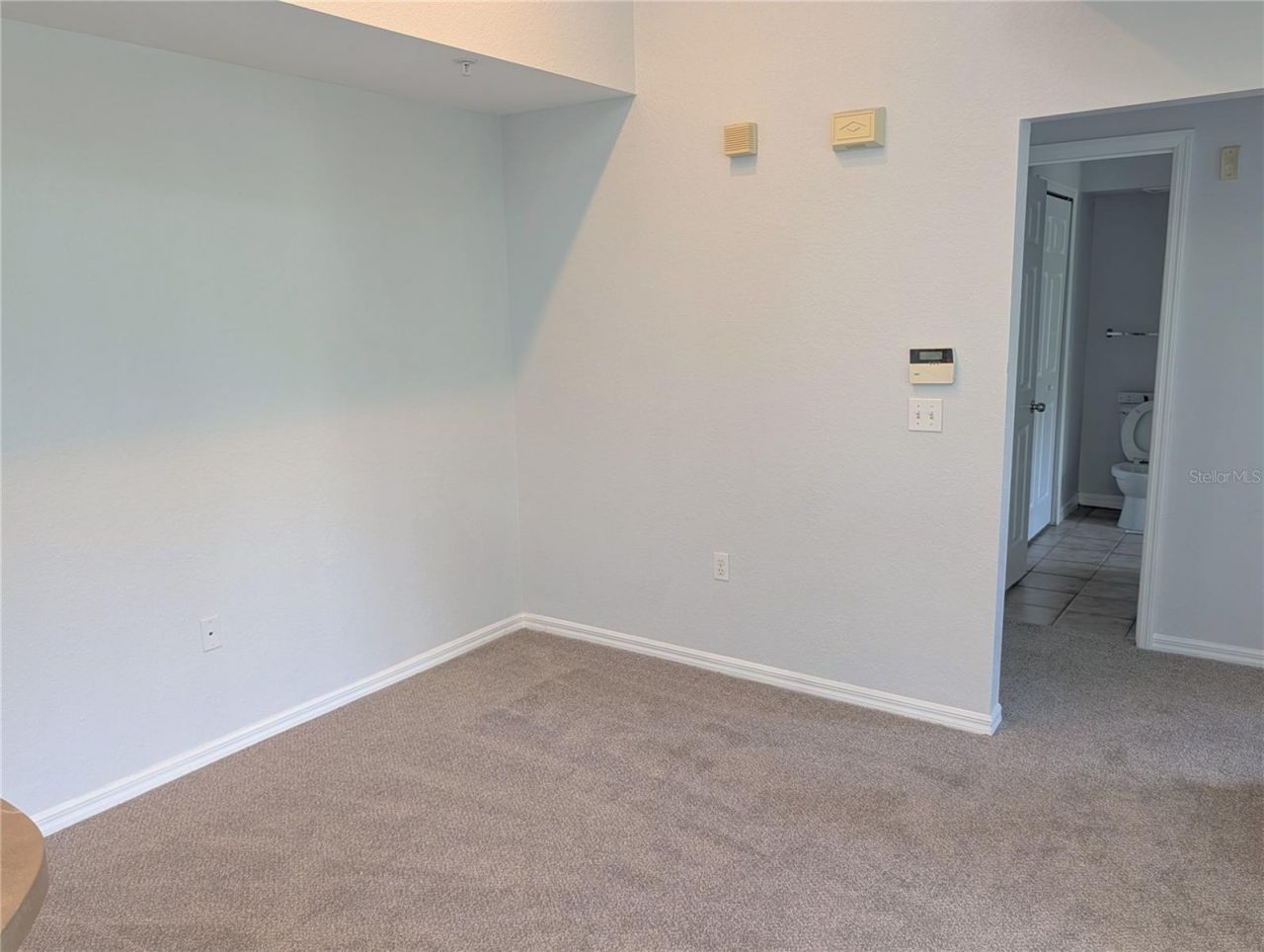 5581 Rosehill Road, Unit 205, Sarasota, FL 34233 Photo