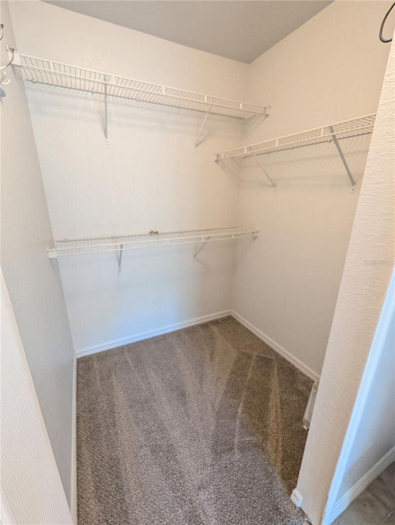 5581 Rosehill Road, Unit 205, Sarasota, FL 34233 Photo