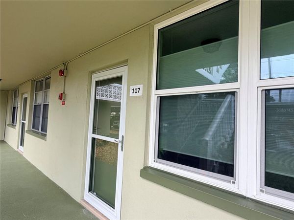 4885 1ST STREET NE, Unit 117, ST PETERSBURG, FL 33703