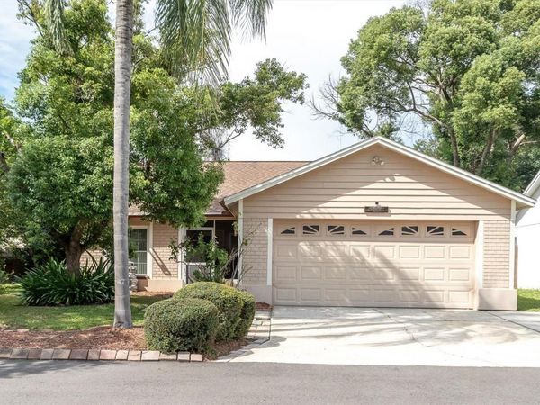10833 LIVINGSTON DRIVE , NEW PORT RICHEY, FL 34654