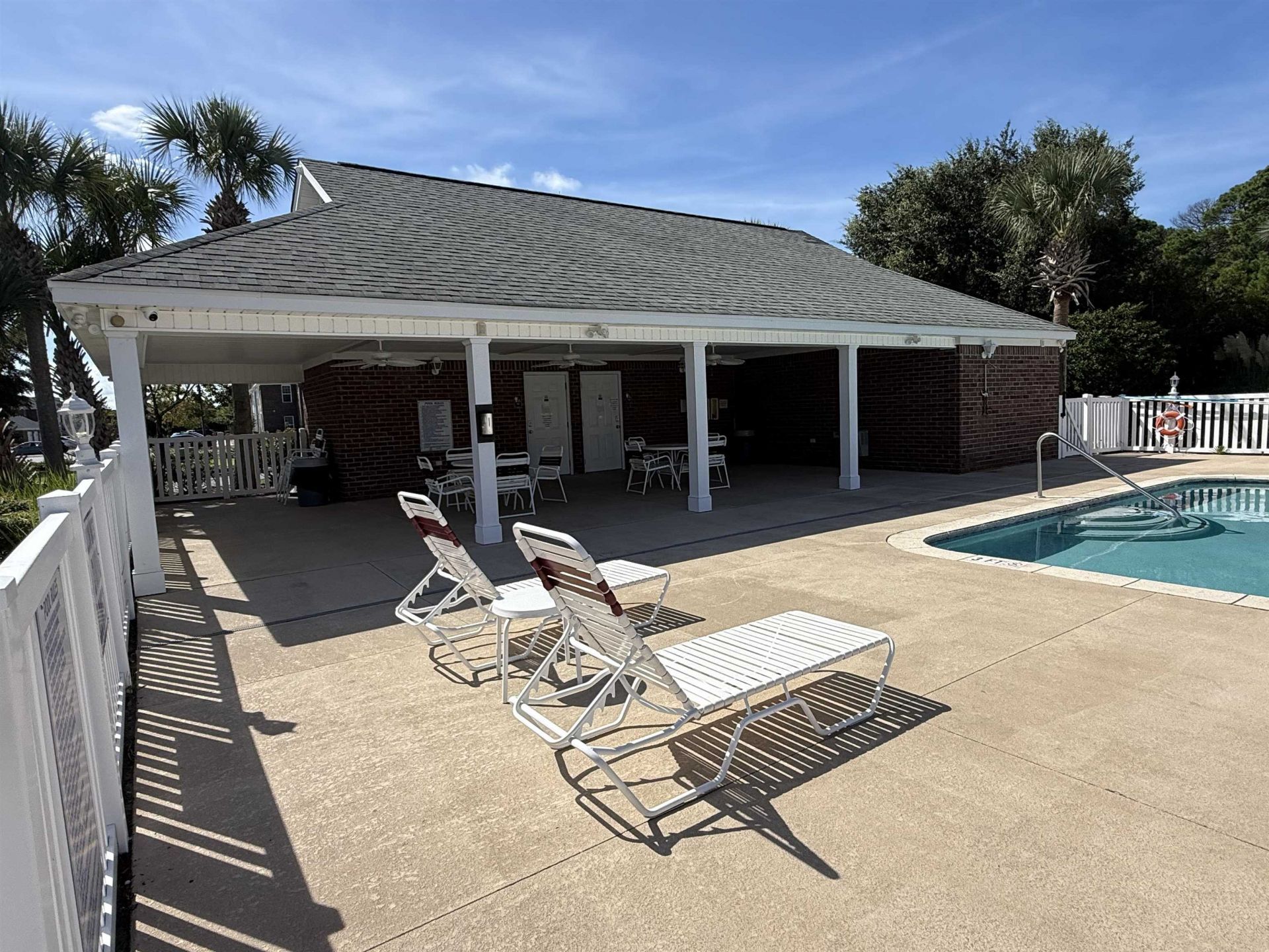 2053 Silvercrest Dr. Photo 21