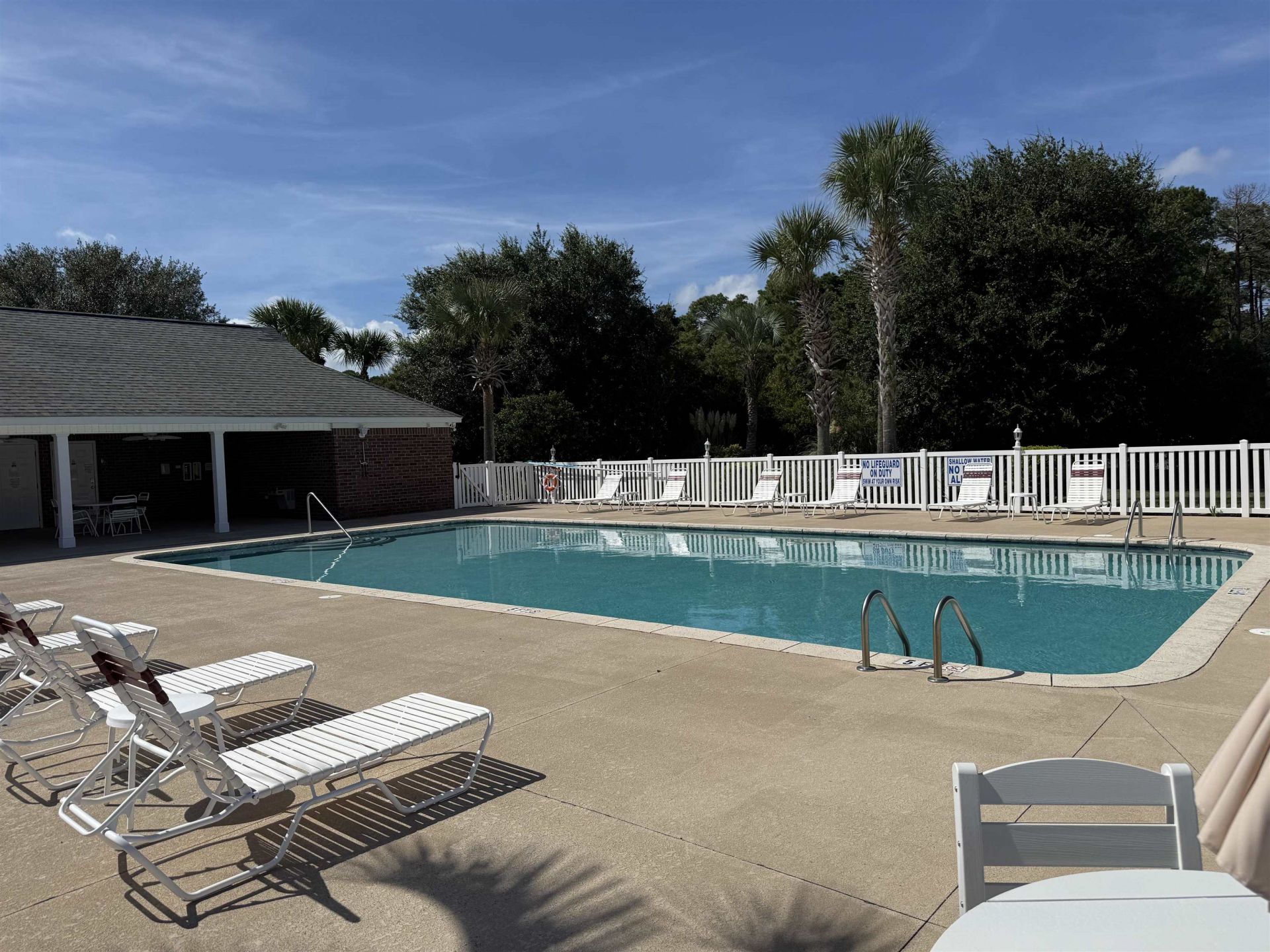 2053 Silvercrest Dr. Photo 22