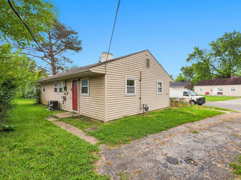 1091 S Ashburton Road, Columbus, OH 43227 Photo 19