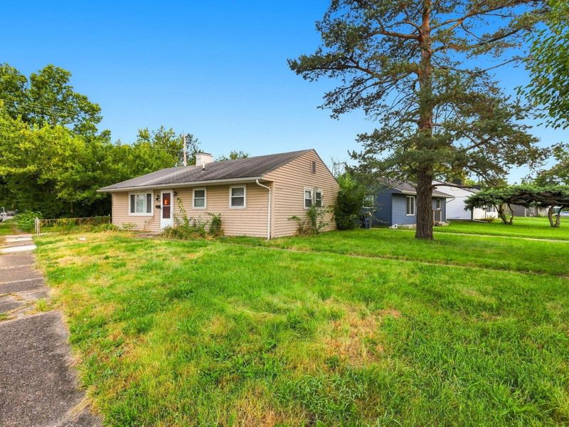 1091 S Ashburton Road, Columbus, OH 43227 Photo 2