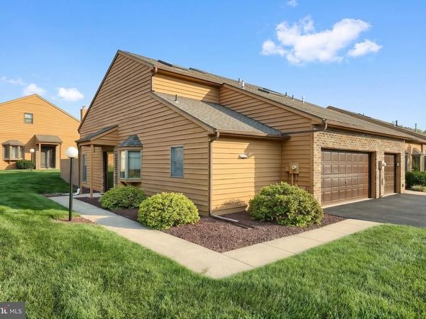 77 WESTVIEW MNR , Unit 77, YORK, PA 17408