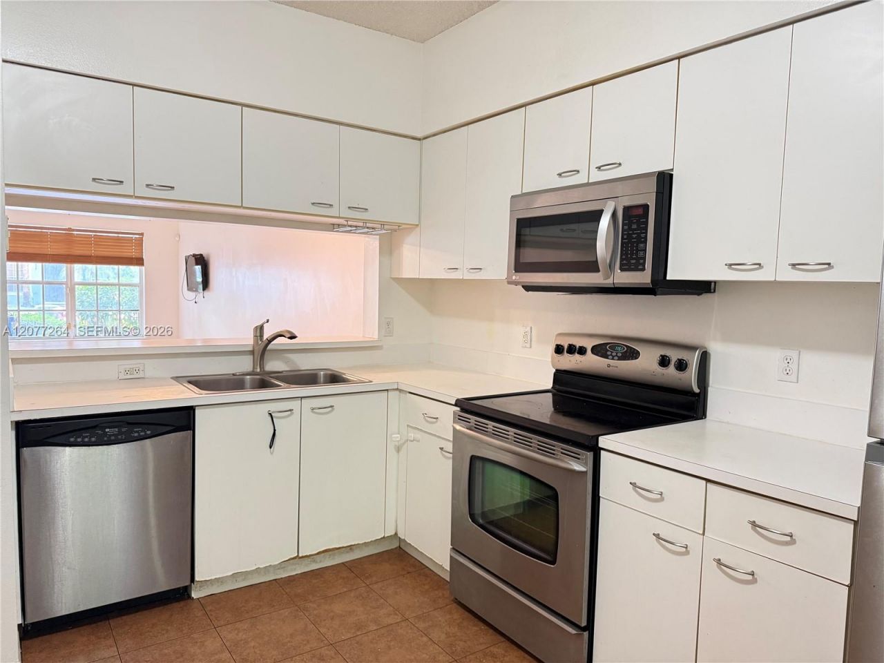 3334 Concert Ln, Unit 123, Margate, FL 33063 Photo