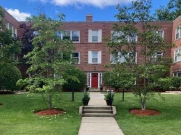 801 Oakton Street , Unit 1, Evanston, IL 60202
