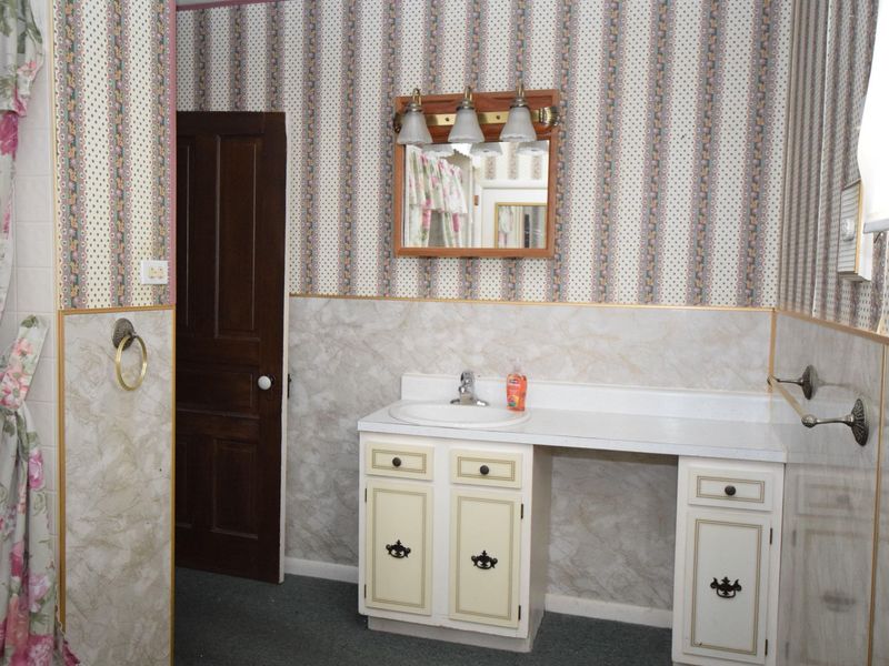 218 Sara Street, Urbana, OH 43078 Photo 9