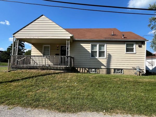 1080 Meadowdale Avenue , Columbus, OH 43219