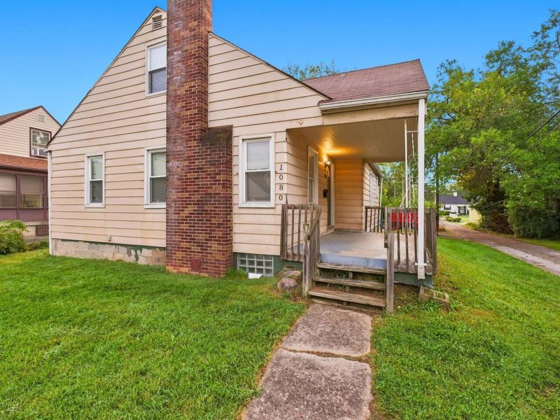 1080 Meadowdale Avenue, Columbus, OH 43219 Photo 5