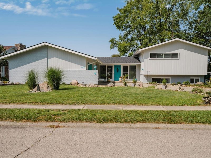 2801 Wellsford Lane, Springfield, OH 45503 Photo 2