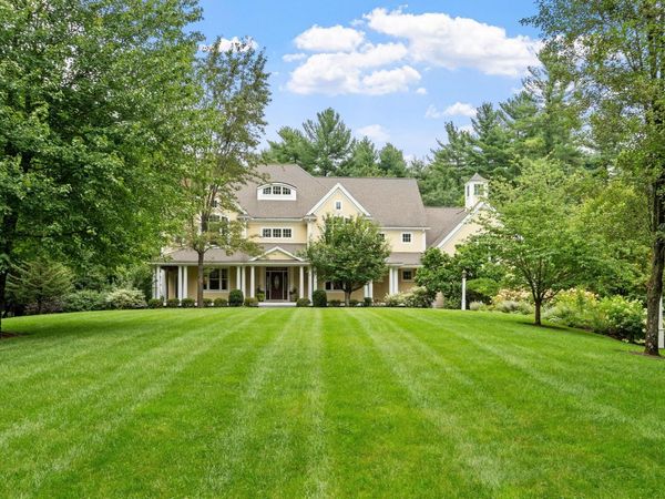 47 Hart Farm Rd, Carlisle, MA 01741