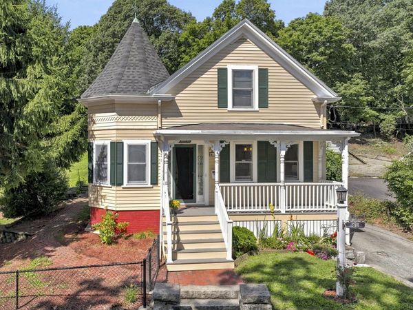 61 Myrtle Ave, Wakefield, MA 01880