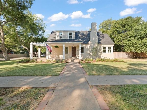 112 Bellevue Drive, Cleburne, TX 76033