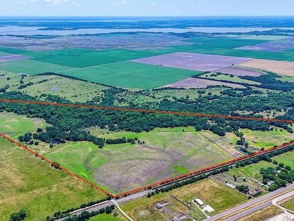 301 County Road 0120 , Kerens, TX 75144