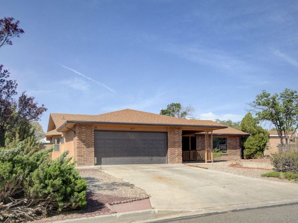 2574 Bogie Road SE, Rio Rancho, NM 87124