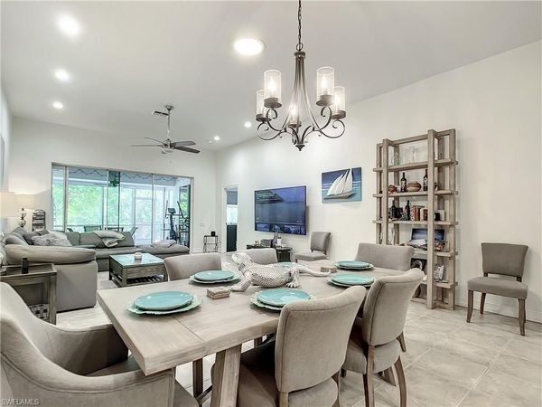 725 Mainsail PL, NAPLES, FL 34110