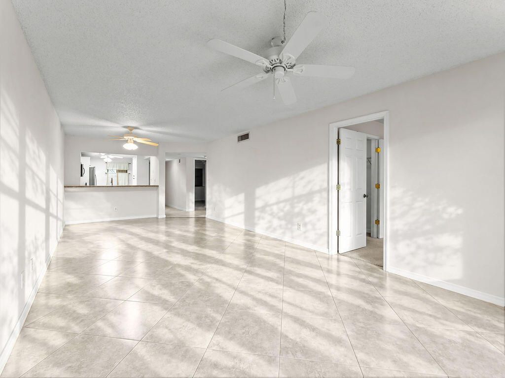 10044 S Ocean Drive, Unit 103, Jensen Beach, FL 34957 Photo