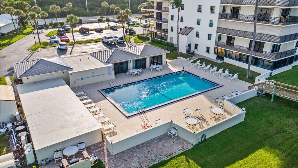 10044 S Ocean Drive, Unit 103, Jensen Beach, FL 34957 Photo