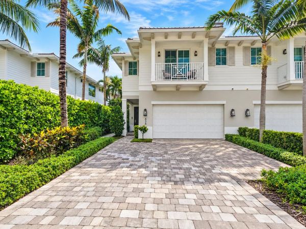 436 NE WAVECREST Way, Boca Raton, FL 33432