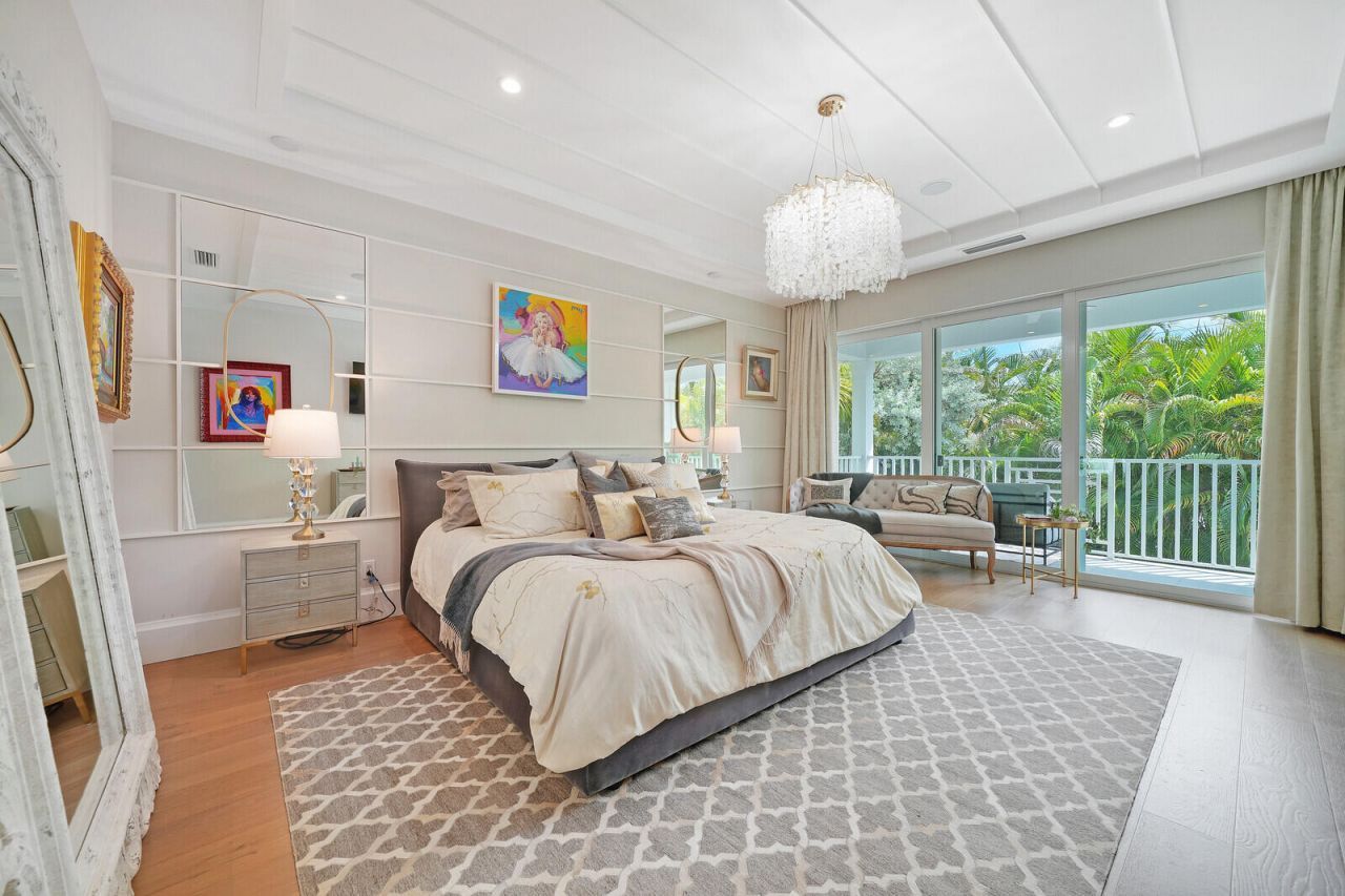 436 NE Wavecrest Way, Boca Raton, FL 33432 Photo
