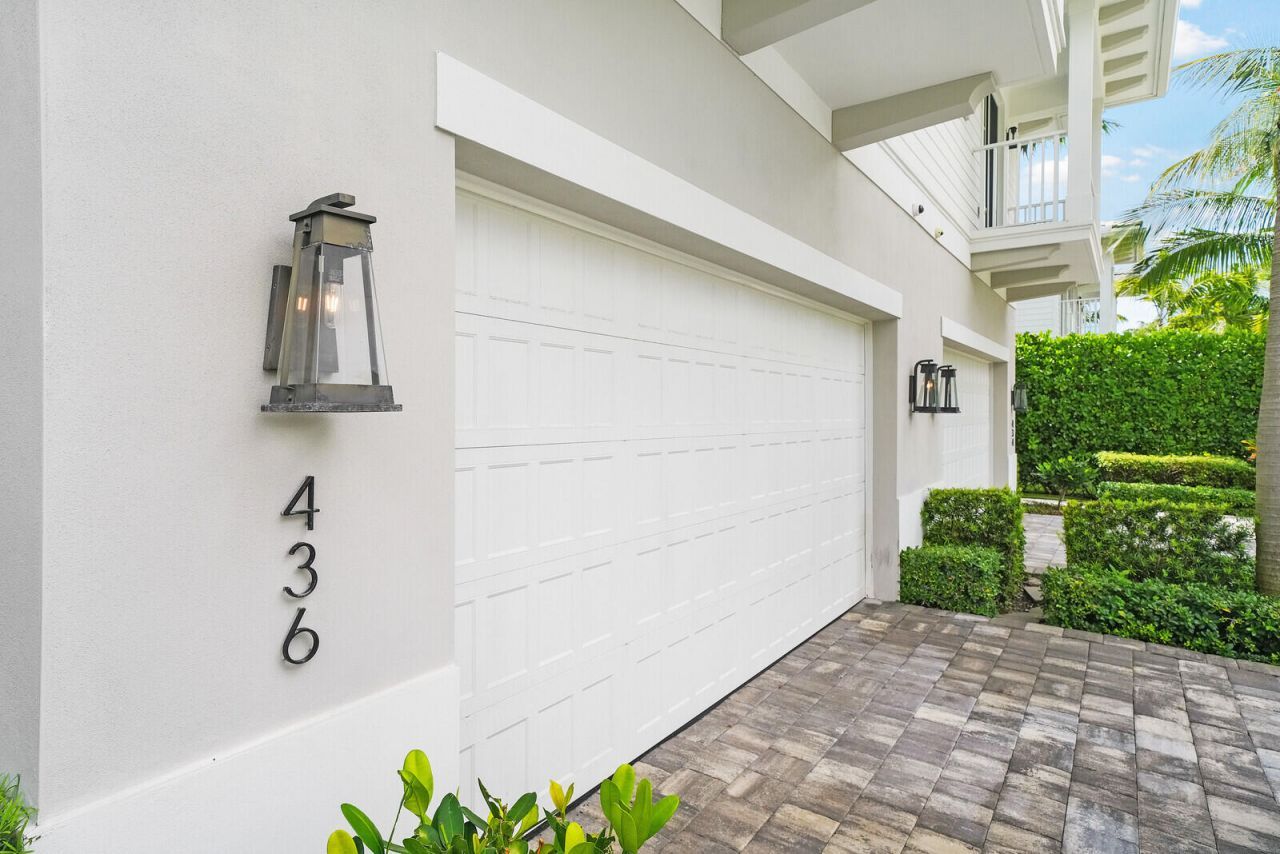 436 NE Wavecrest Way, Boca Raton, FL 33432 Photo