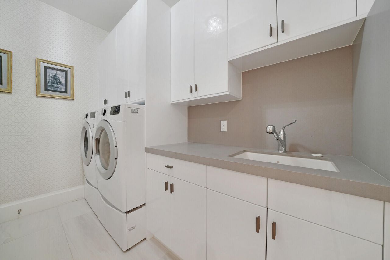 436 NE Wavecrest Way, Boca Raton, FL 33432 Photo