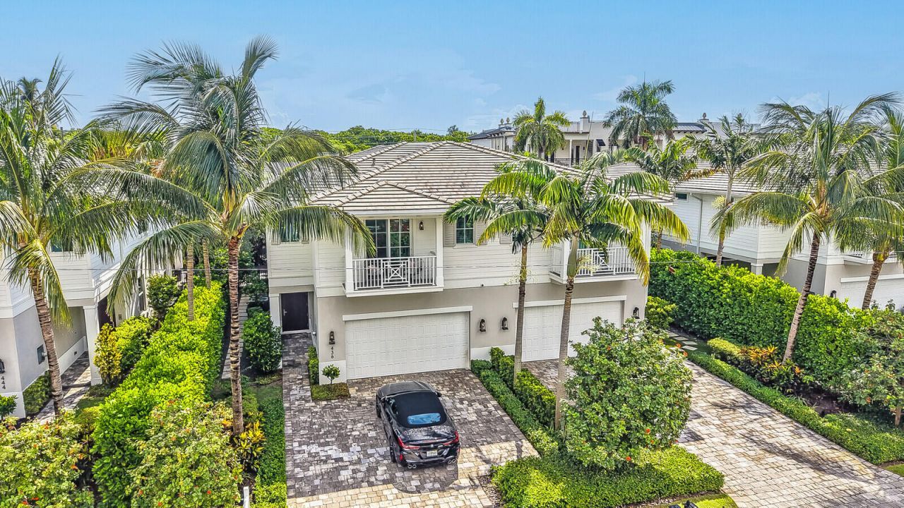 436 NE Wavecrest Way, Boca Raton, FL 33432 Photo