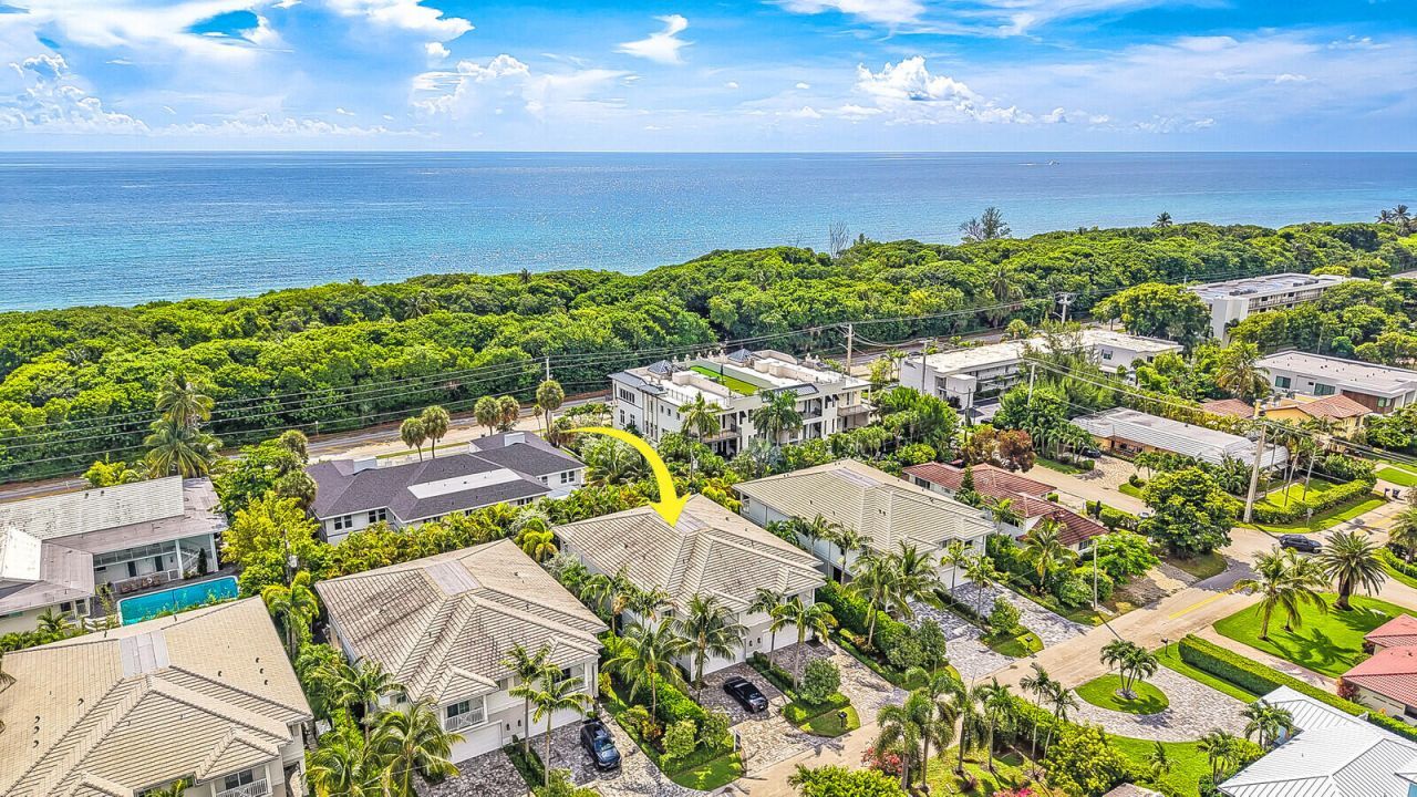 436 NE Wavecrest Way, Boca Raton, FL 33432 Photo