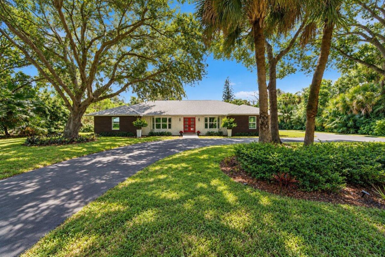 4384 2nd Square Sw, Vero Beach, FL 32968 Photo