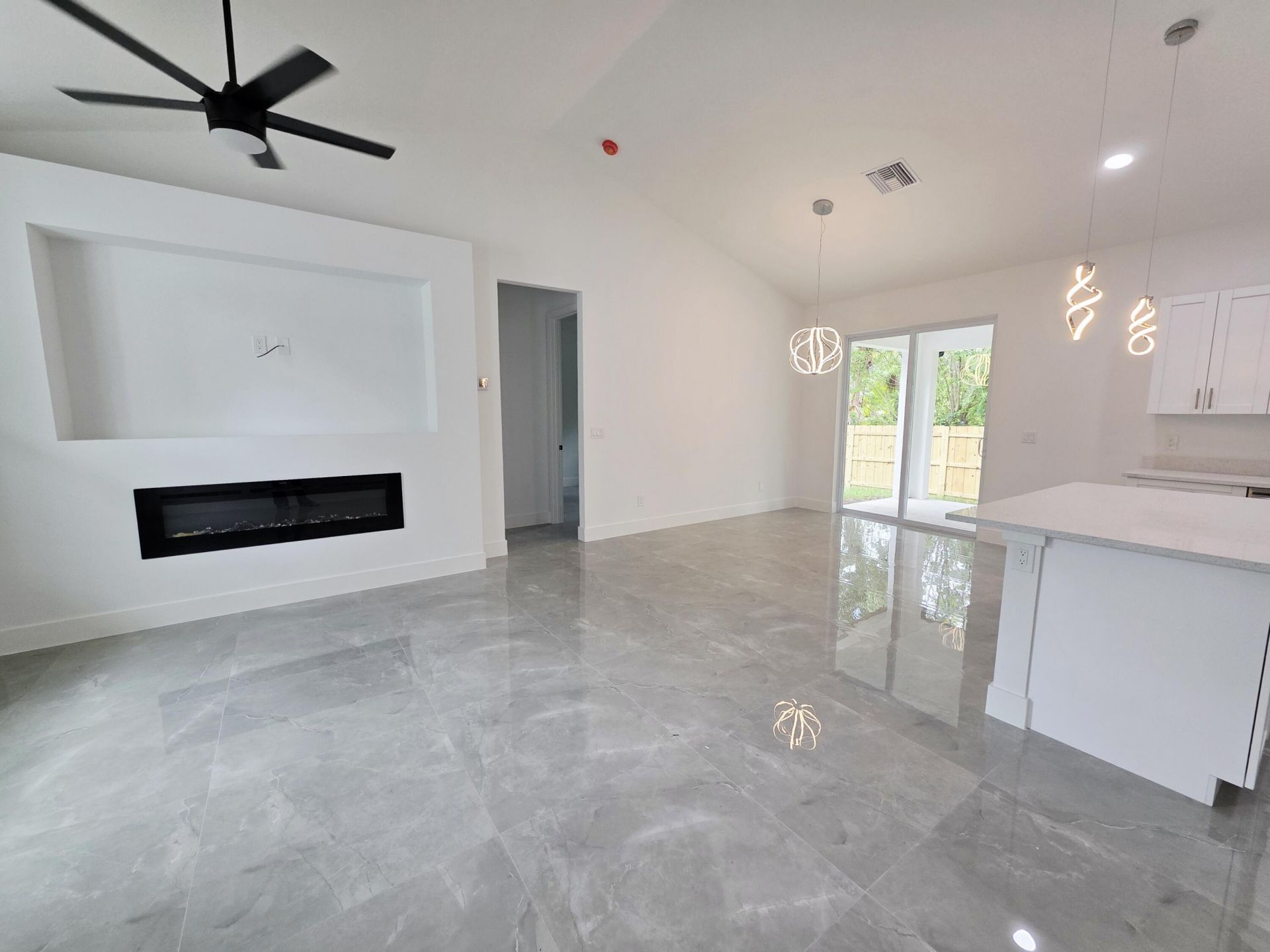 702 NW 39th Circle, Okeechobee, FL 34972 Photo