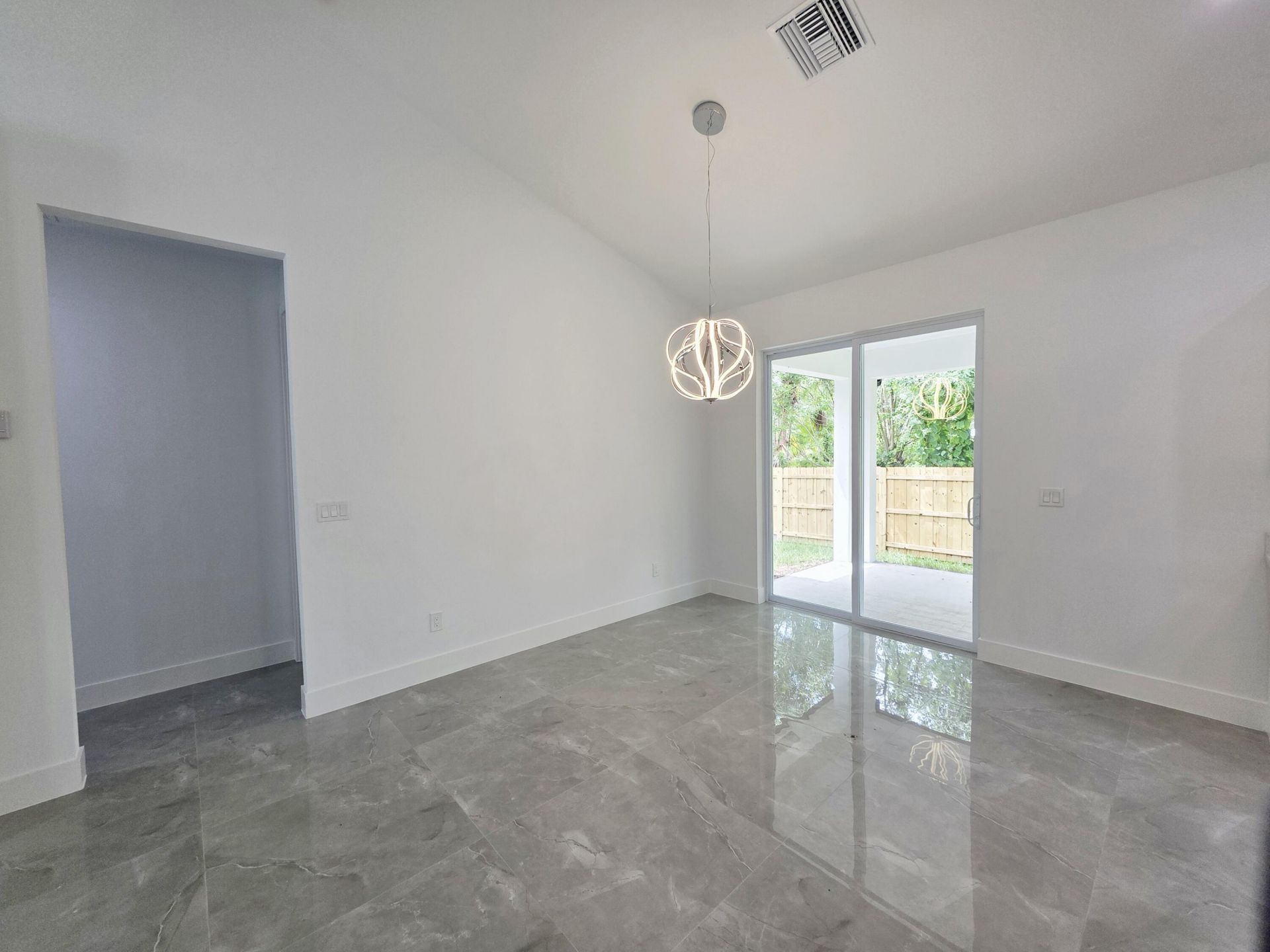 702 NW 39th Circle, Okeechobee, FL 34972 Photo