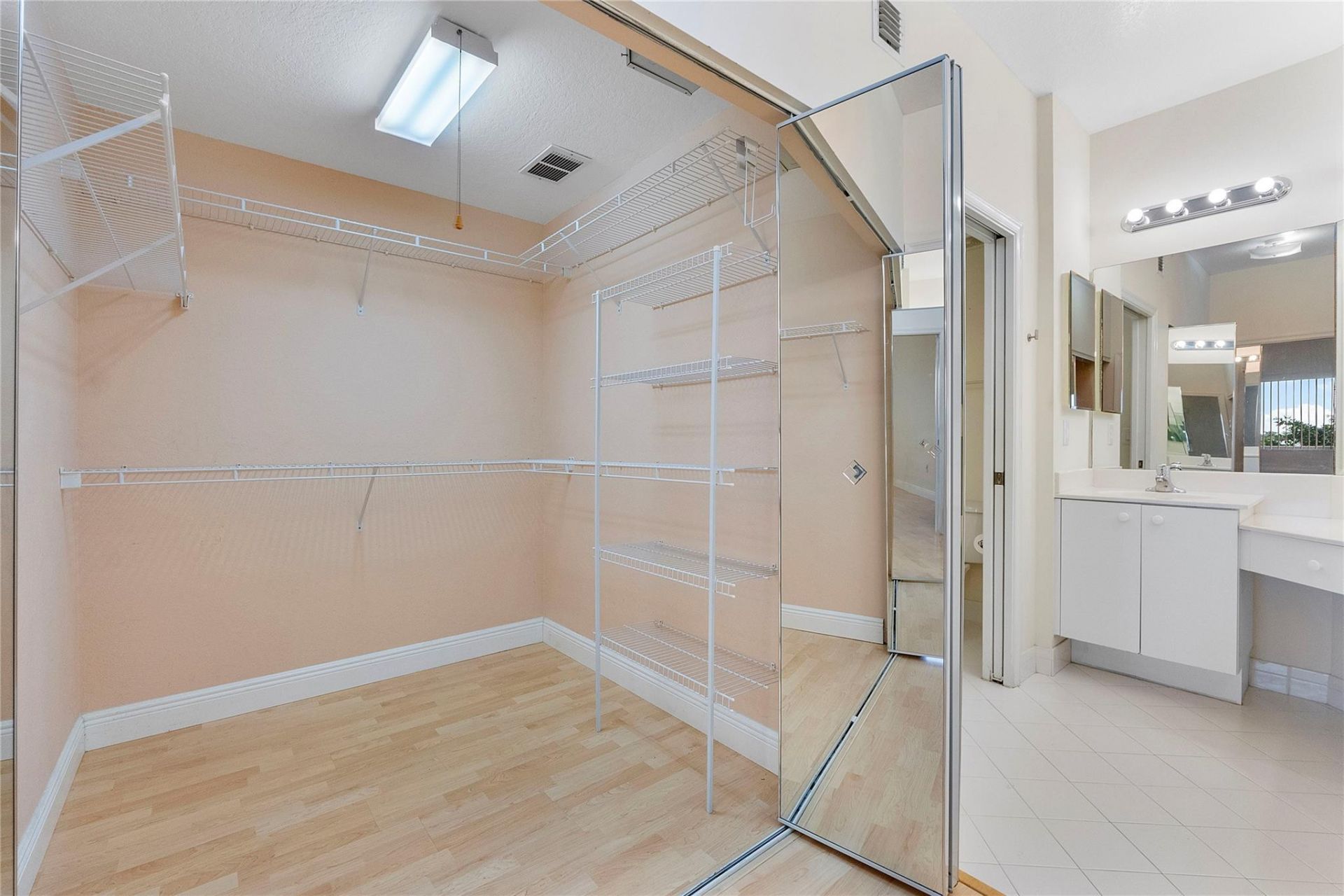 7765 Yardley Drive, Unit 403, Tamarac, FL 33321 Photo