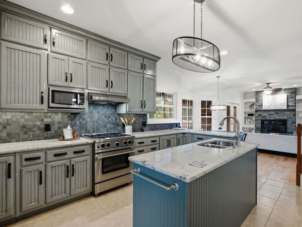 1013 Cabriolet Ct , Gallatin, TN 37066
