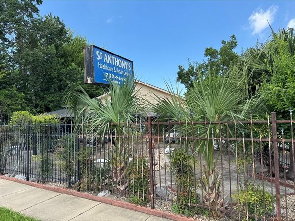 6001 AIRLINE Drive, Metairie, LA 70003