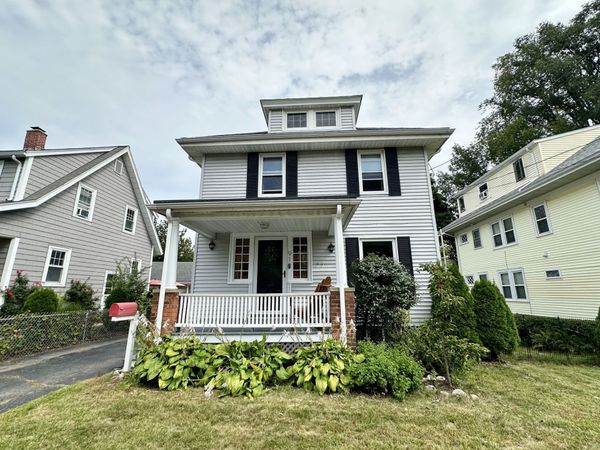 91 Davis St, Quincy, MA 02170