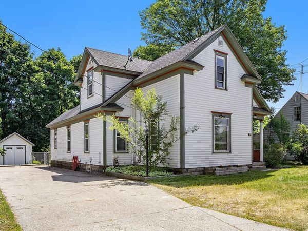 612 N Barnard Street, Greenville, MI 48838