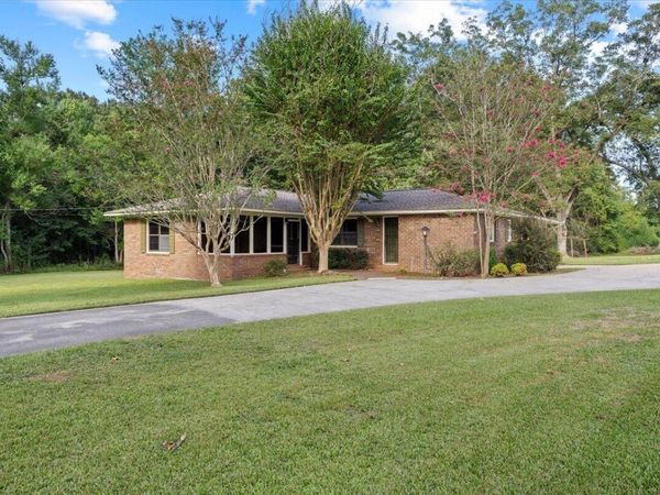 104 Pine St., Sumrall, MS 39482