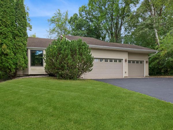 17388 Jaguar Path , Lakeville, MN 55044