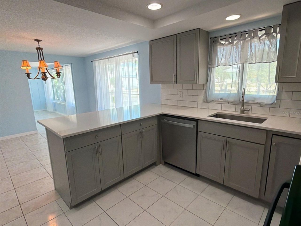 561 Tarawitt Drive, Longboat Key, FL 34228 Photo