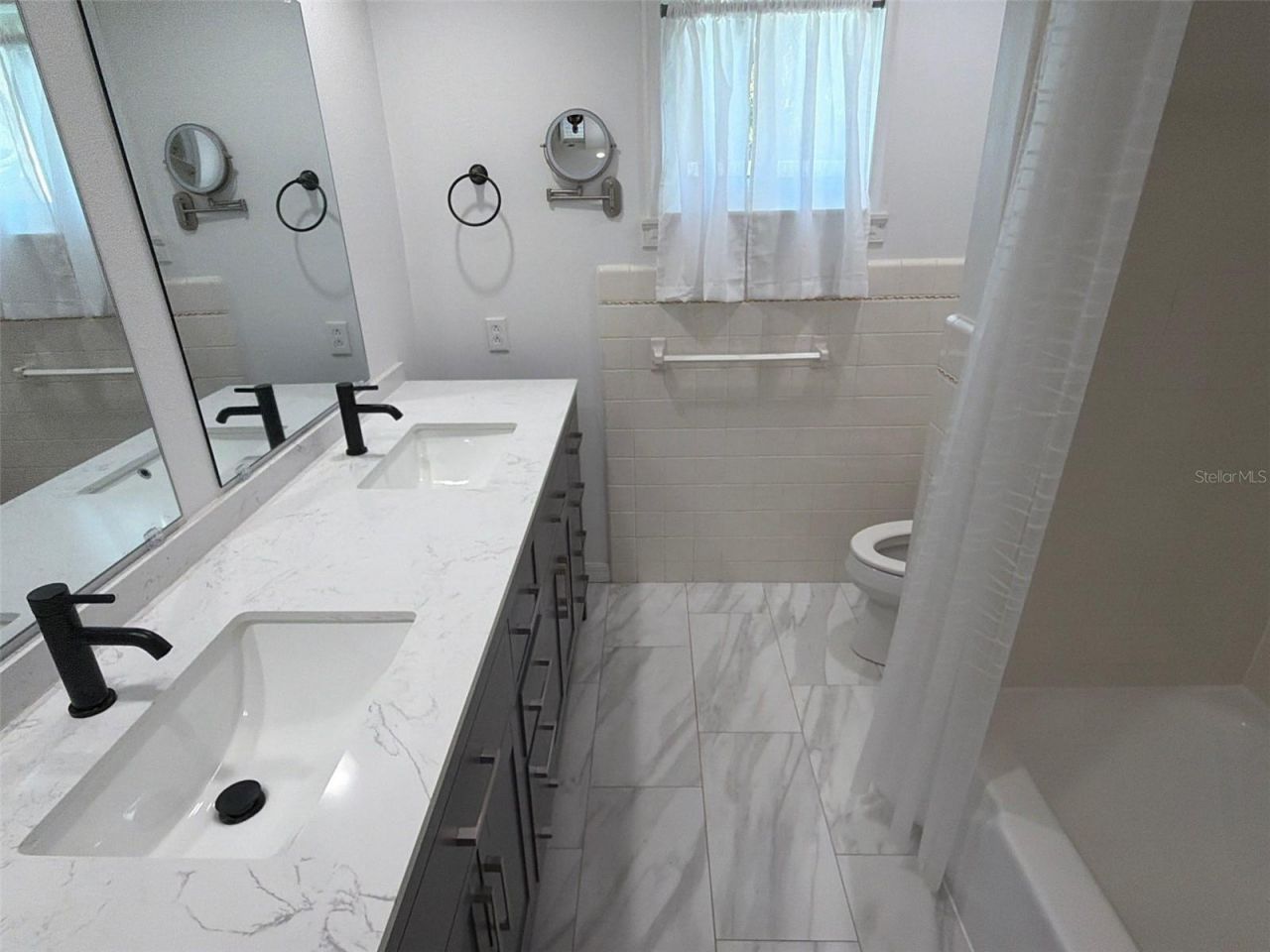 561 Tarawitt Drive, Longboat Key, FL 34228 Photo