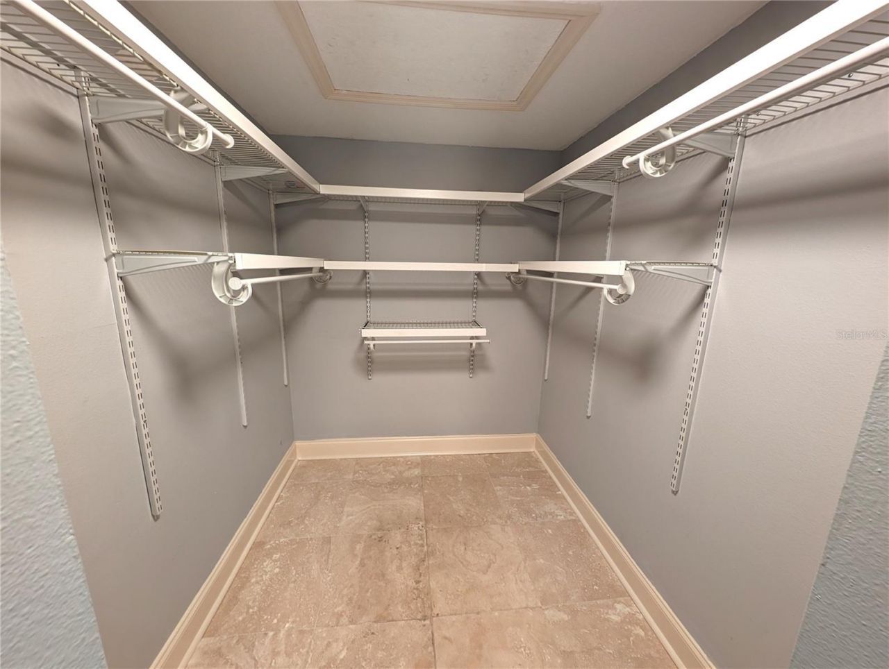 5657 Summer Side Lane, Unit 33B, Sarasota, FL 34231 Photo