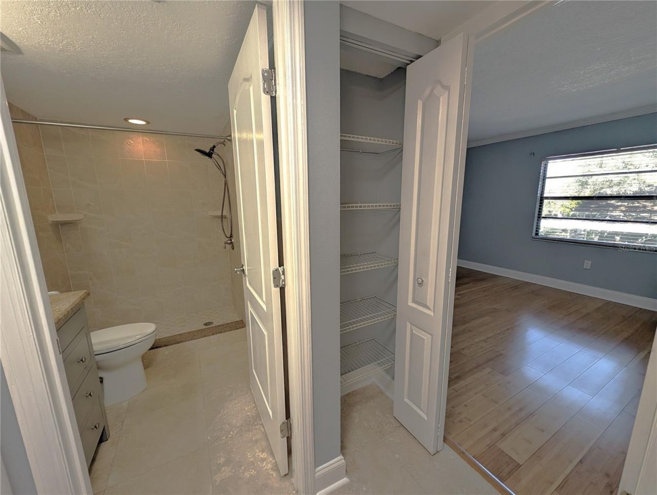 5657 Summer Side Lane, Unit 33B, Sarasota, FL 34231 Photo
