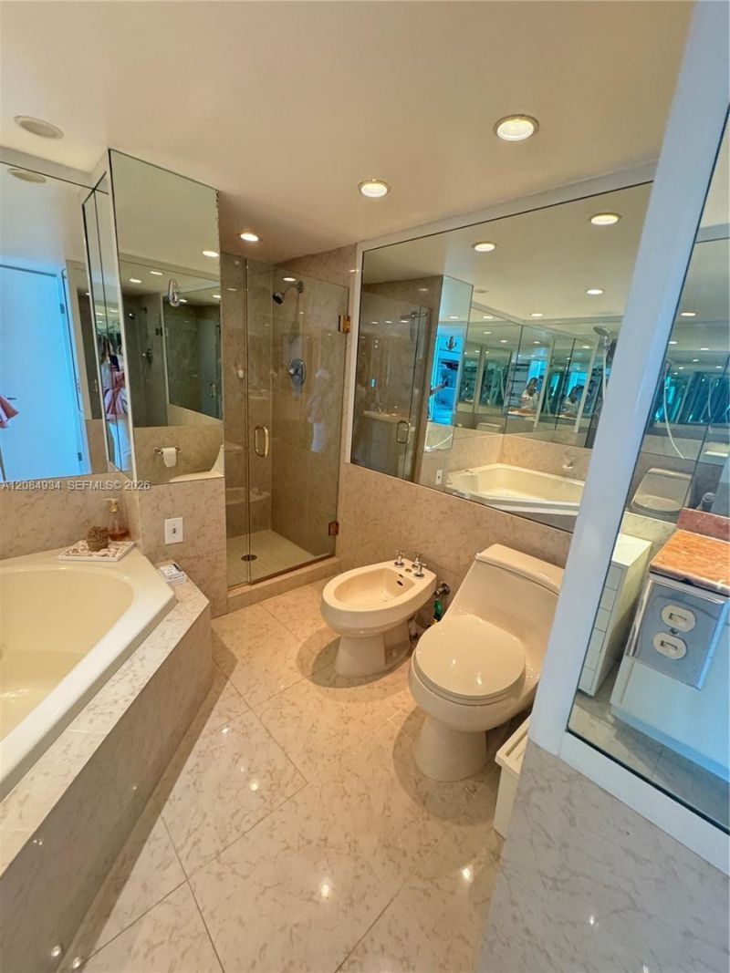 7135 SE Collins Ave, Unit 1806, Miami Beach, FL 33141 Photo