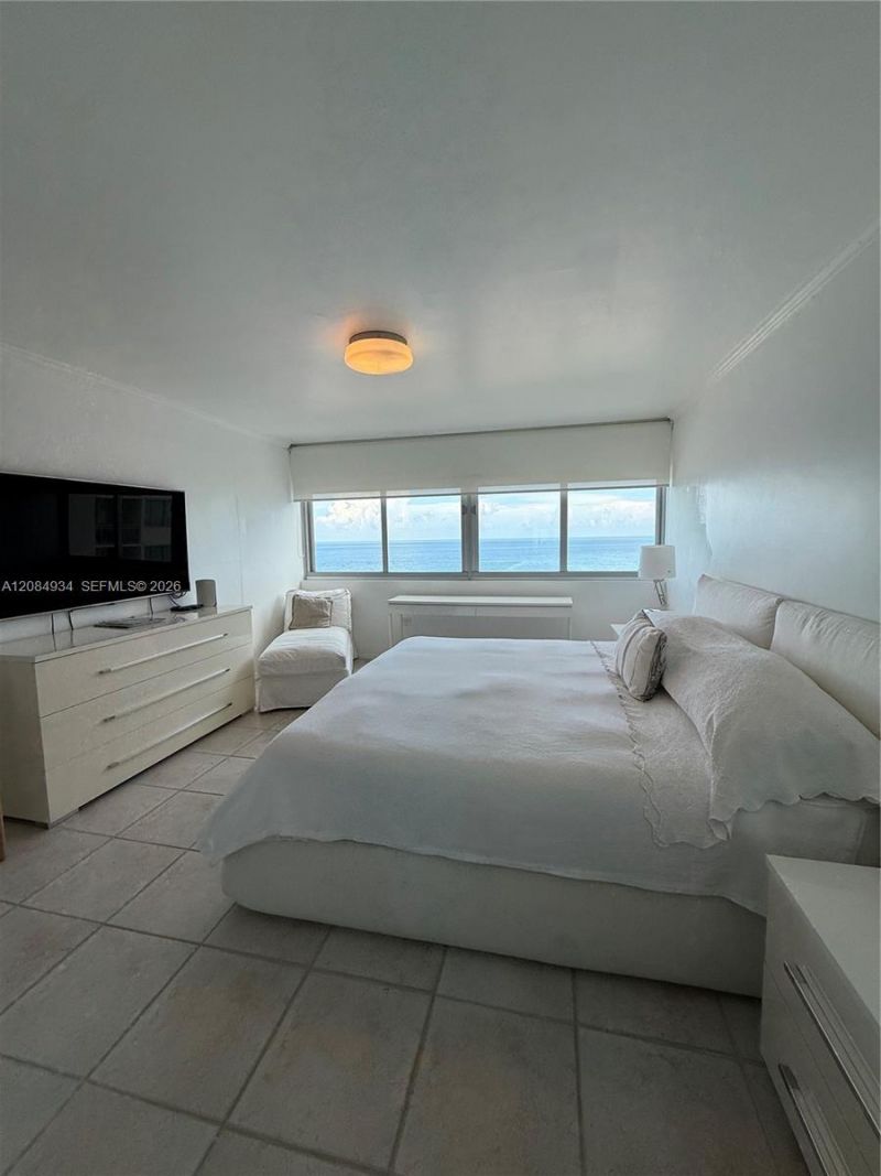 7135 SE Collins Ave, Unit 1806, Miami Beach, FL 33141 Photo