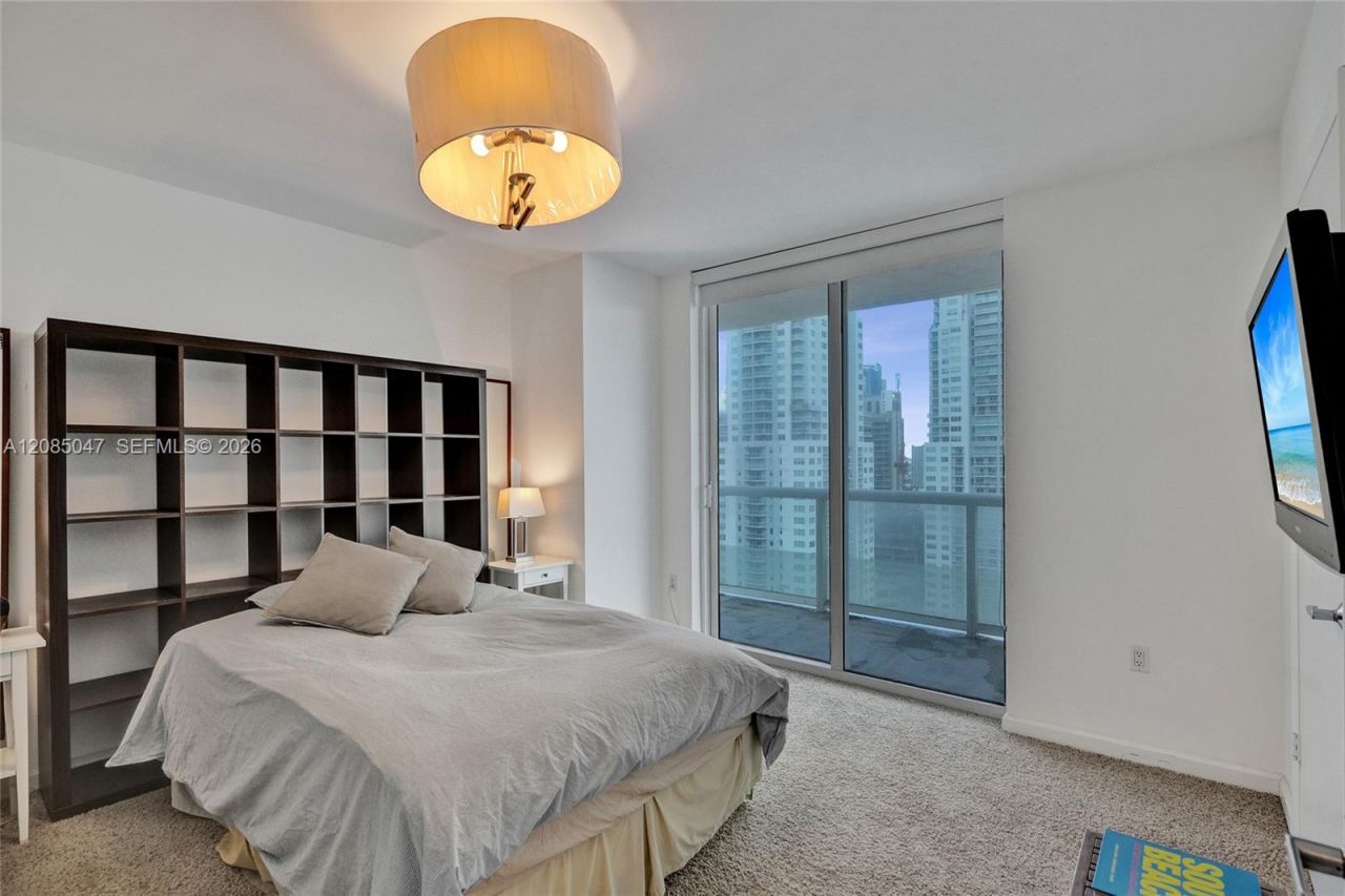 50 Biscayne Blvd, Unit 2801, Miami, FL 33132 Photo