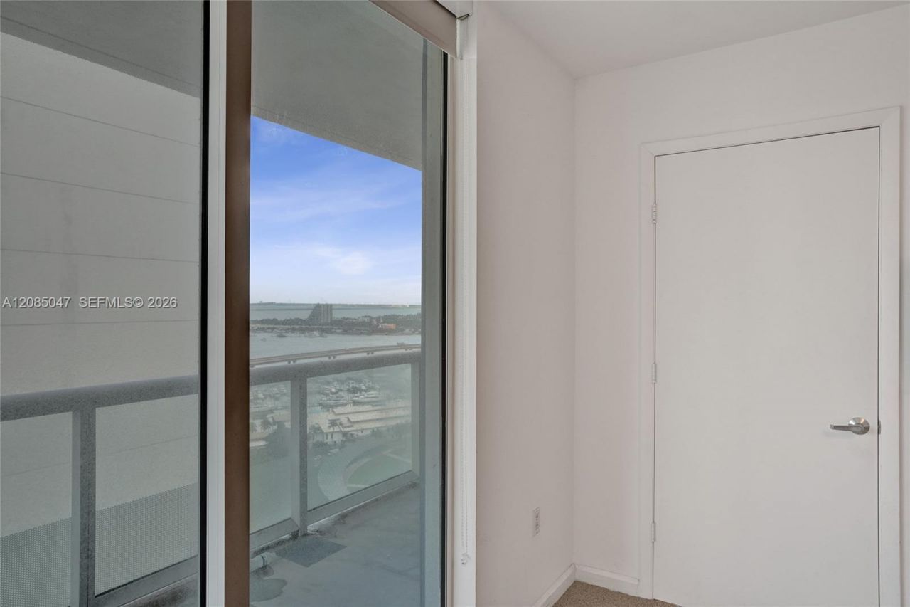 50 Biscayne Blvd, Unit 2801, Miami, FL 33132 Photo