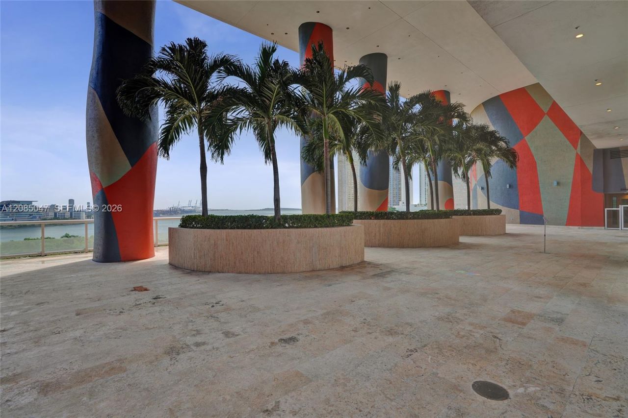 50 Biscayne Blvd, Unit 2801, Miami, FL 33132 Photo